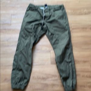 Free World women’s khaki pants with string tie